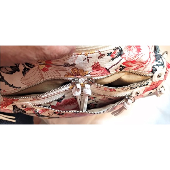 EUC Bueno Medium Purse Bag - Picture 4 of 14